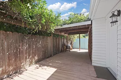 470 Tuxedo Ave, Stockton, CA 95204 - Photo 39