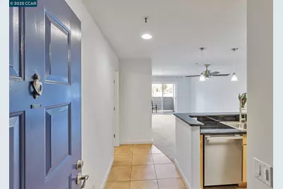 6400 Christie Ave #4205, Emeryville, CA 94608 - Photo 1