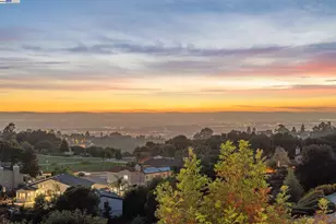 4110 Mystic View Ct, Hayward, CA 94542 - Photo 1