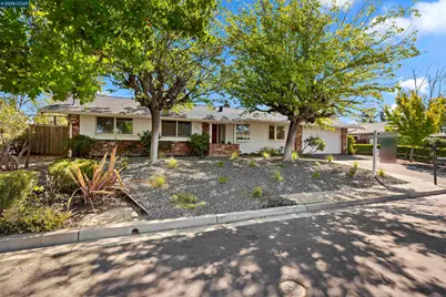 33 Sullivan Dr, Moraga, CA 94556 - Photo 1