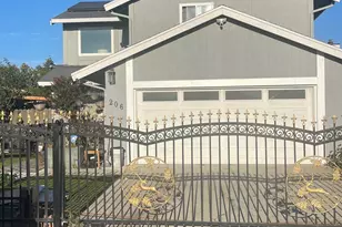 206 Berk Pl, Richmond, CA 94804 - Photo 1