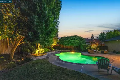 924 Cheyenne Dr, Walnut Creek, CA 94598 - Photo 1