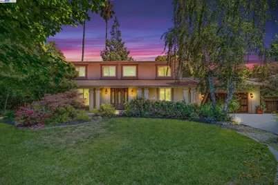 38 Barcelona Pl, Danville, CA 94526 - Photo 1