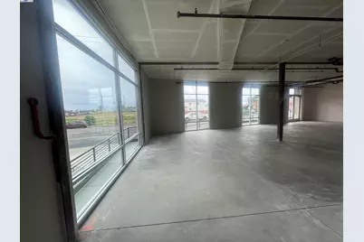 505 10th St, Pittsburg, CA 94565 - Photo 1