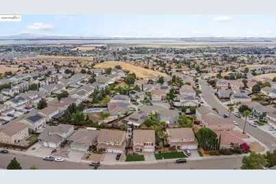 2393 Fieldgate Dr, Pittsburg, CA 94565 - Photo 1