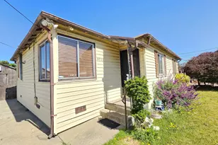 9721 Coral Rd, Oakland, CA 94603 - Photo 1