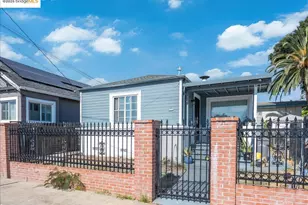 8806 Dowling St, Oakland, CA 94605 - Photo 1