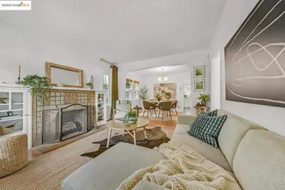 5925 Outlook Ave, Oakland, CA 94605 - Photo 1