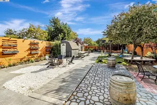 17347 Via Encinas, San Lorenzo, CA 94580 - Photo 1