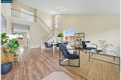 118 Rocky Pointe Ct, Hercules, CA 94547 - Photo 1