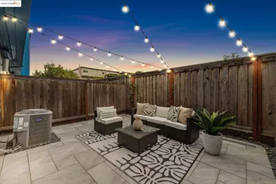 985 41st St #140, Oakland, CA 94608 - Photo 1