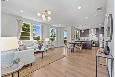 37502 Zephyr Ter, Fremont, CA 94536 - Photo 1