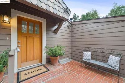 6258 Crown Ave, Oakland, CA 94611 - Photo 1