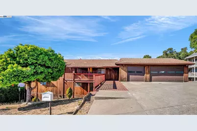 5347 Heavenly Ridge Ln, Richmond, CA 94803 - Photo 1