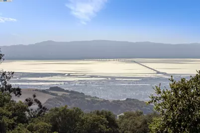 29 Country Club Dr, Hayward, CA 94542 - Photo 1