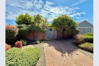 851 Kenyon Ave, San Leandro, CA 94577 - Photo 1