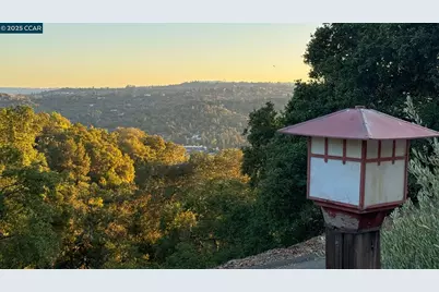 1154 Brown Ave, Lafayette, CA 94549 - Photo 1