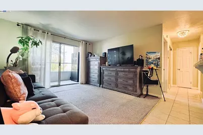 466 Crescent Street #224, Oakland, CA 94610 - Photo 1