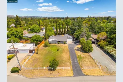 1590 3rd Ave, Walnut Creek, CA 94597 - Photo 1