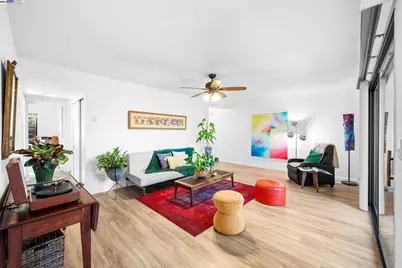 900 Cambridge Drive #53, Benicia, CA 94510 - Photo 1