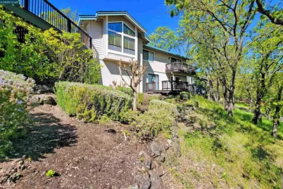 117 Dean Rd, Alamo, CA 94507 - Photo 1