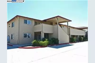 2255 Chestnut St #12, Livermore, CA 94551 - Photo 1