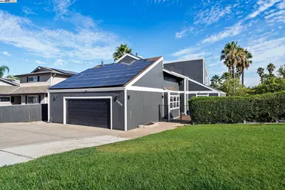 5055 Discovery Pt, Discovery Bay, CA 94505 - Photo 1