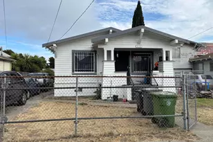 1424 57th Ave, Oakland, CA 94621 - Photo 1