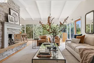 1297 Sunnyhills Rd, Oakland, CA 94610 - Photo 1