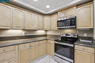 1035 Alta Mesa Dr, Moraga, CA 94556 - Photo 1