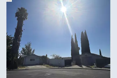 148 Yarmouth Ct, Vacaville, CA 95687 - Photo 1