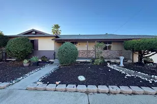 9 Leamont Ct, Oakland, CA 94605 - Photo 1