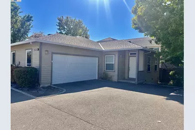 426 Piper St #D, Healdsburg, CA 95448 - Photo 1