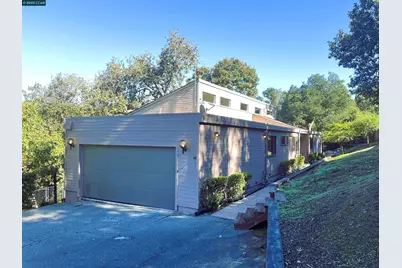 4 Wanda Ln, Orinda, CA 94563 - Photo 1