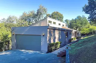 4 Wanda Ln, Orinda, CA 94563 - Photo 1