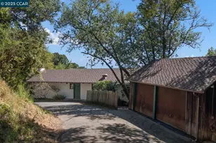 37 La Madronal, Orinda, CA 94563 - Photo 1