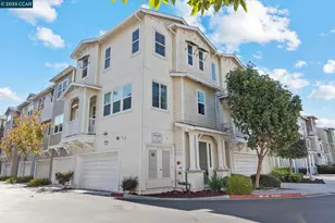 702 Jetty Dr, Richmond, CA 94804 - Photo 1