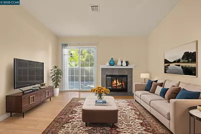 560 Canyon Oaks #H, Oakland, CA 94605 - Photo 1