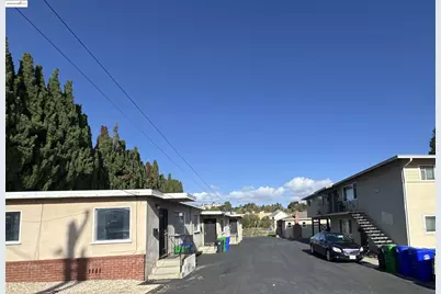 21462 Ocean View Dr, Hayward, CA 94541 - Photo 1