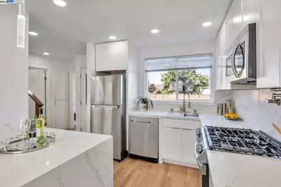 10468 West Court, Oakland, CA 94603 - Photo 1