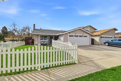 34319 Chester Ct, Fremont, CA 94555 - Photo 1