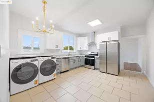 685 37th St, Oakland, CA 94609 - Photo 1