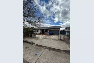 1712 73rd Ave, Oakland, CA 94621 - Photo 1