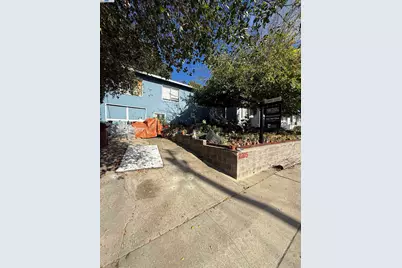 2205 Scenic Avenue, Martinez, CA 94533 - Photo 1