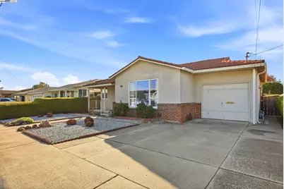 15329 Edgemoor St, San Leandro, CA 94579 - Photo 1