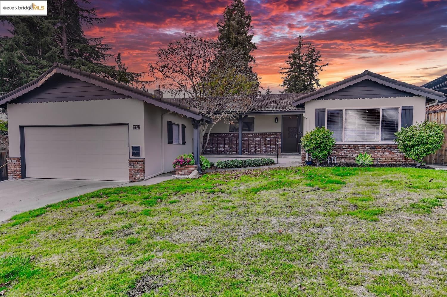 17957 Rockhurst Rd, Castro Valley, CA 94546 - MLS 41118881 - Coldwell ...