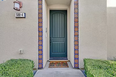 588 Dovecote Ln #4, Livermore, CA 94551 - Photo 1