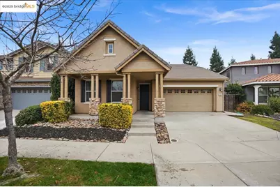 2324 Mendocino Dr, Oakdale, CA 95361 - Photo 1