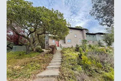 4400 Saint Andrews Rd, Oakland, CA 94605 - Photo 1