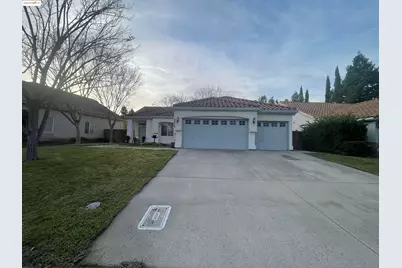 8636 Carlin Ave, Sacramento, CA 95823 - Photo 1